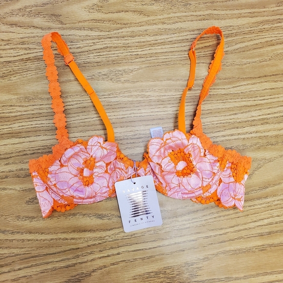 Savage X Fenty Perfect Poppies Lace Bralette 34A - Picture 7 of 9